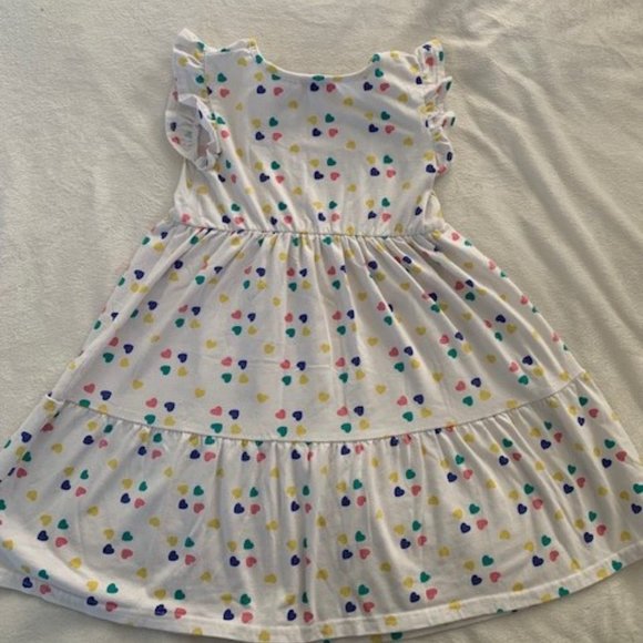 Dress bundle, Girls size 5 short sleeved dresses, bundle of 4 - Picture 9 of 13